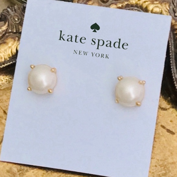 KATE SPADE • Pearl Gumdrop Earrings - Picture 3 of 3